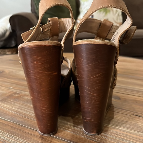 Steve Madden Leather Wedge - Picture 3 of 3